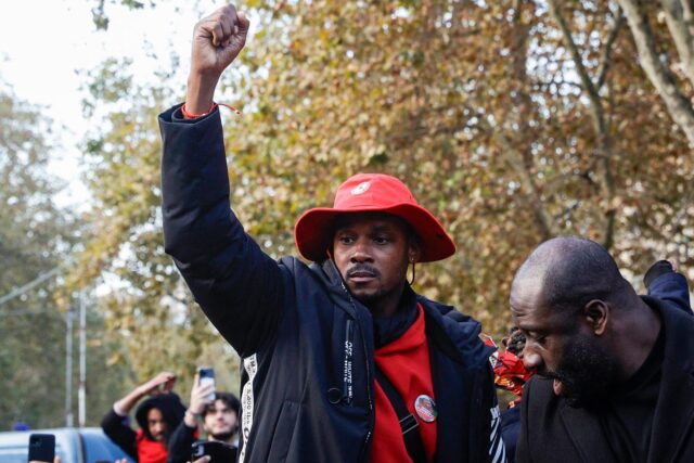 ومن المقرر أن يحاكم رودريج بيتيتو، زعيم الحركة المناهضة لارتفاع تكاليف المعيشة، في يناير/كانون الثاني
