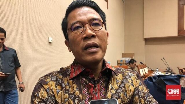 DPR menyerahkan sepenuhnya pemberlakuan kenaikan tarif PPN 12 persen mulai 1 Januari 2025 kepada pemerintah karena itu diatur dalam undang-undang.