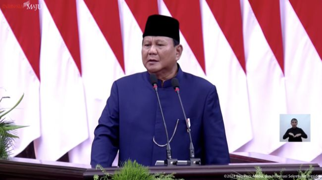 Presiden Prabowo Subianto mengatakan Bank Dunia hingga pemimpin blok ekonomi dunia memuji Indonesia.