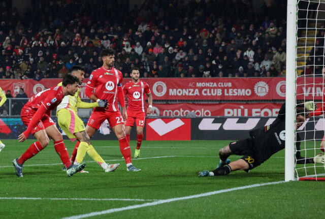 الدوري الإيطالي: مونزا - يوفنتوس 1-2 - كرة القدم
