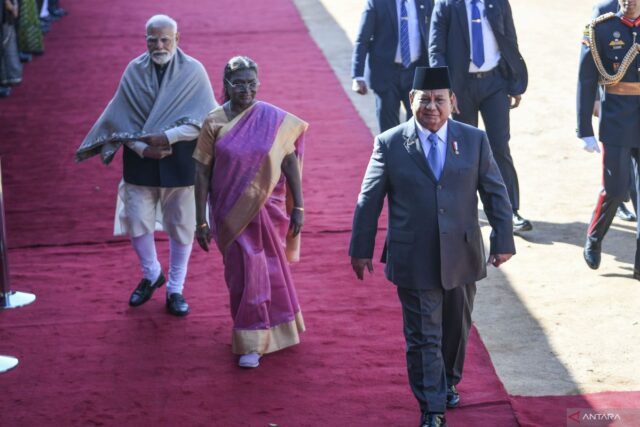 Prabowo honors India