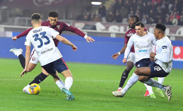 دوري الدرجة الأولى: في ملعب Turin-Cagliari 2-0 Direct-Football
