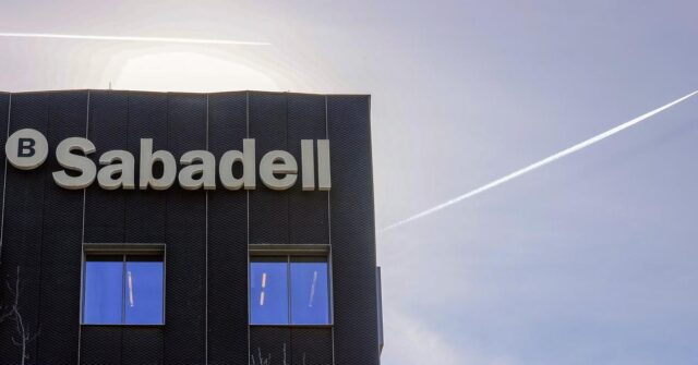 وسيعود Banco Sabadell مقره الرئيسي إلى كاتالونيا بعد سبع سنوات
