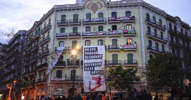 يعلن L'Ennounder of Barcelona شراء Casa Orsola
