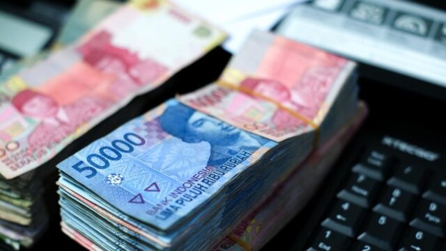 ذبلت Rupiah إلى IDR 16،371 بعد ظهر هذا اليوم
